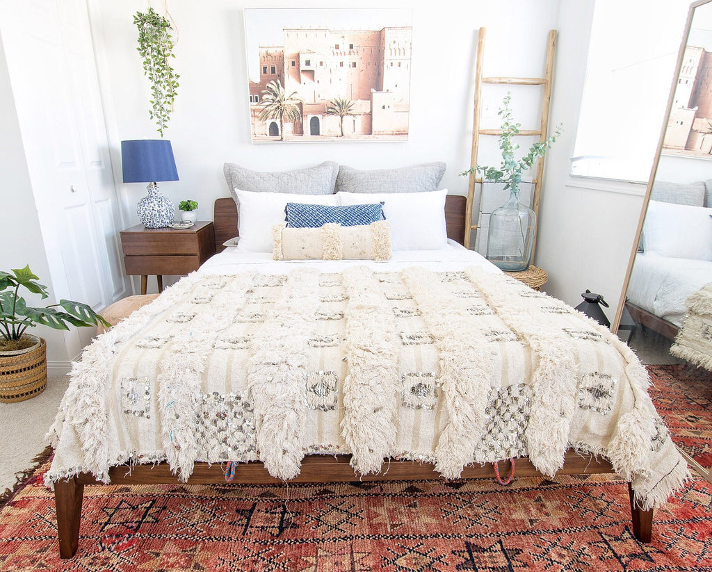 DIY Moroccan Wedding Blanket - The Chronicles of Home